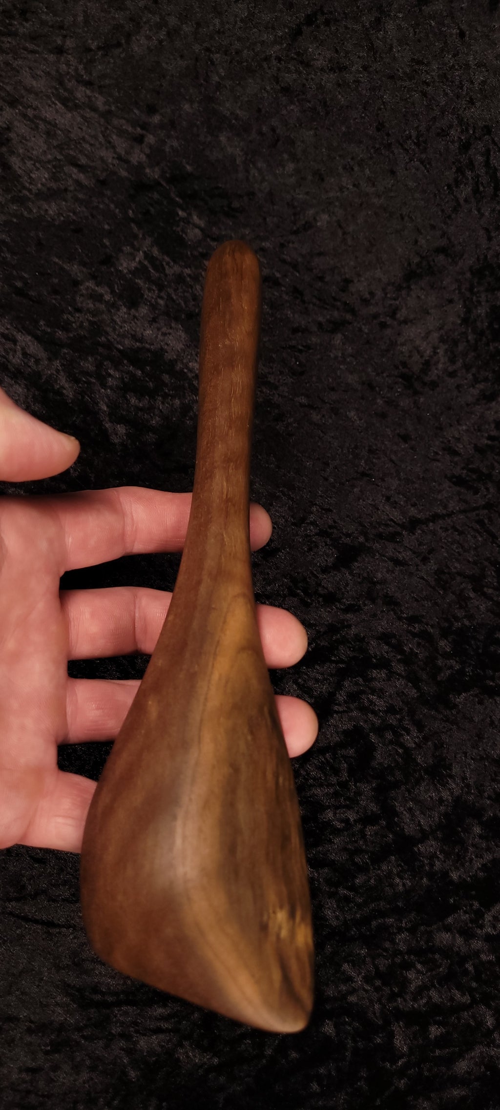 Handcrafted walnut right-handed spatula - handle side view