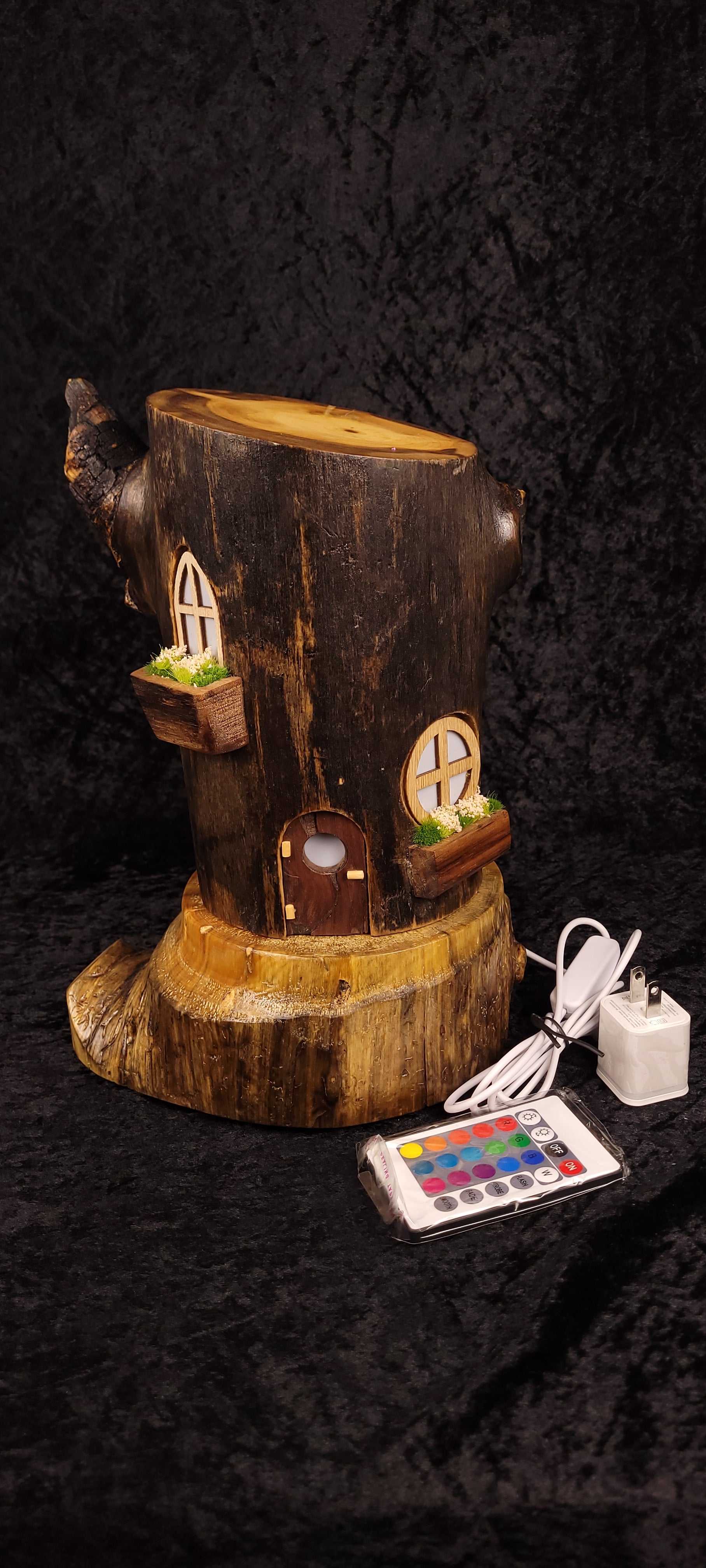 Fairy House Stump Lamp – Piñon Base, Aspen Body