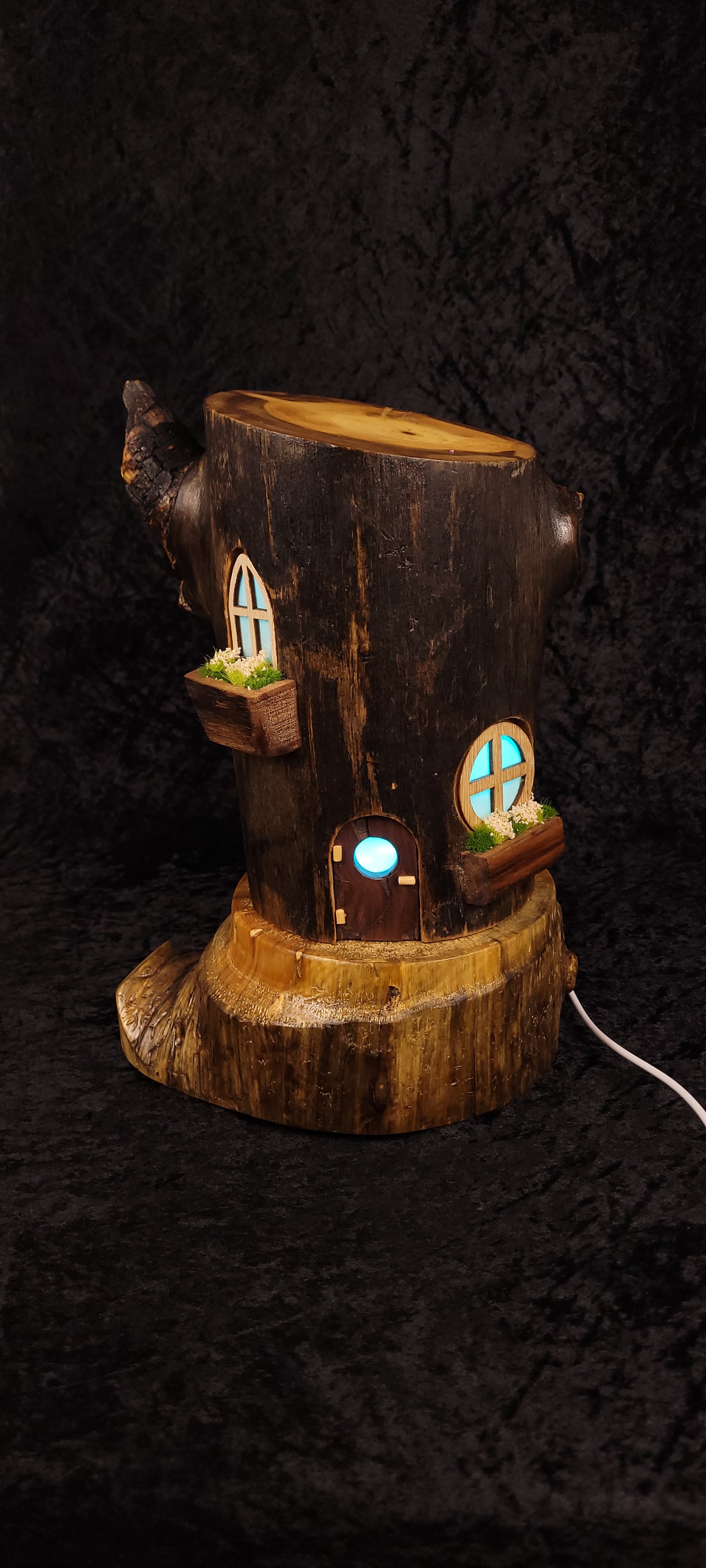 Fairy House Stump Lamp – Piñon Base, Aspen Body