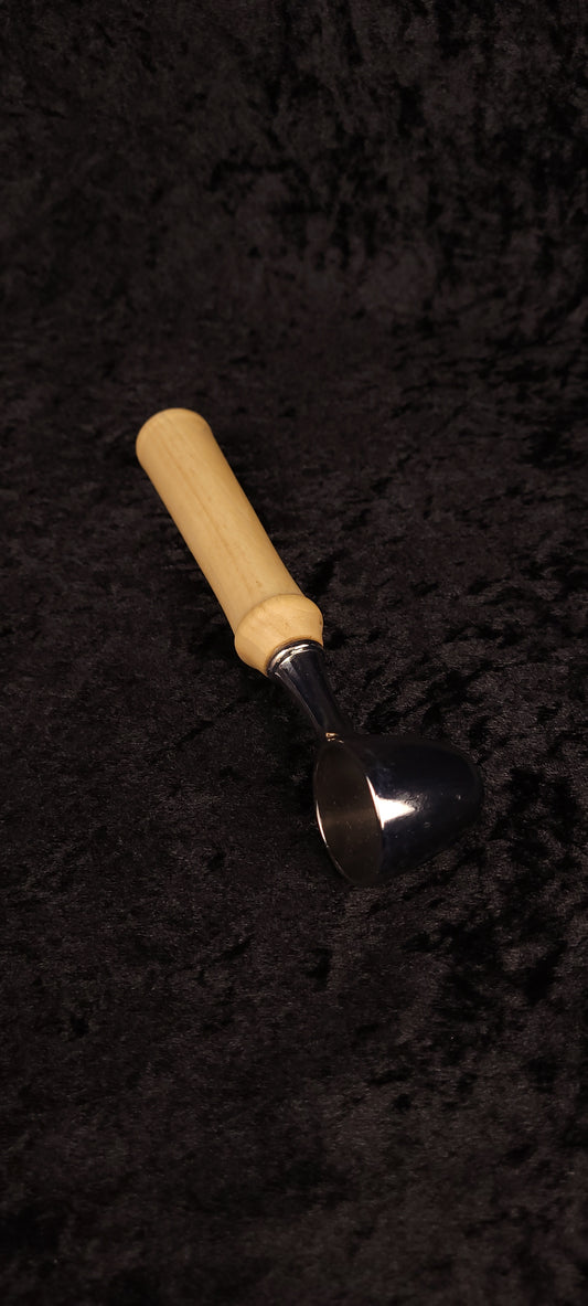 Colorado Cottonwood coffee scoop angled view showing full length