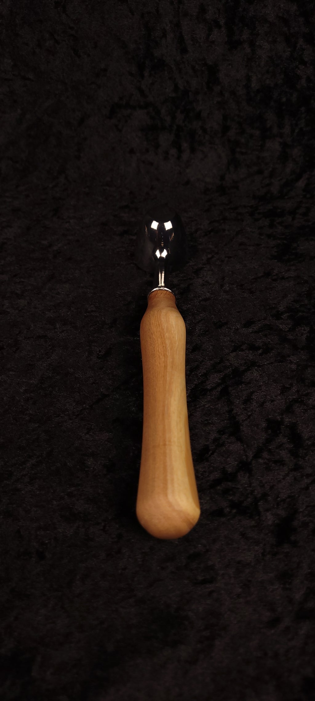 Catalpa wood coffee scoop No. 4 top-down view showing chrome dome scoop face and pale handle