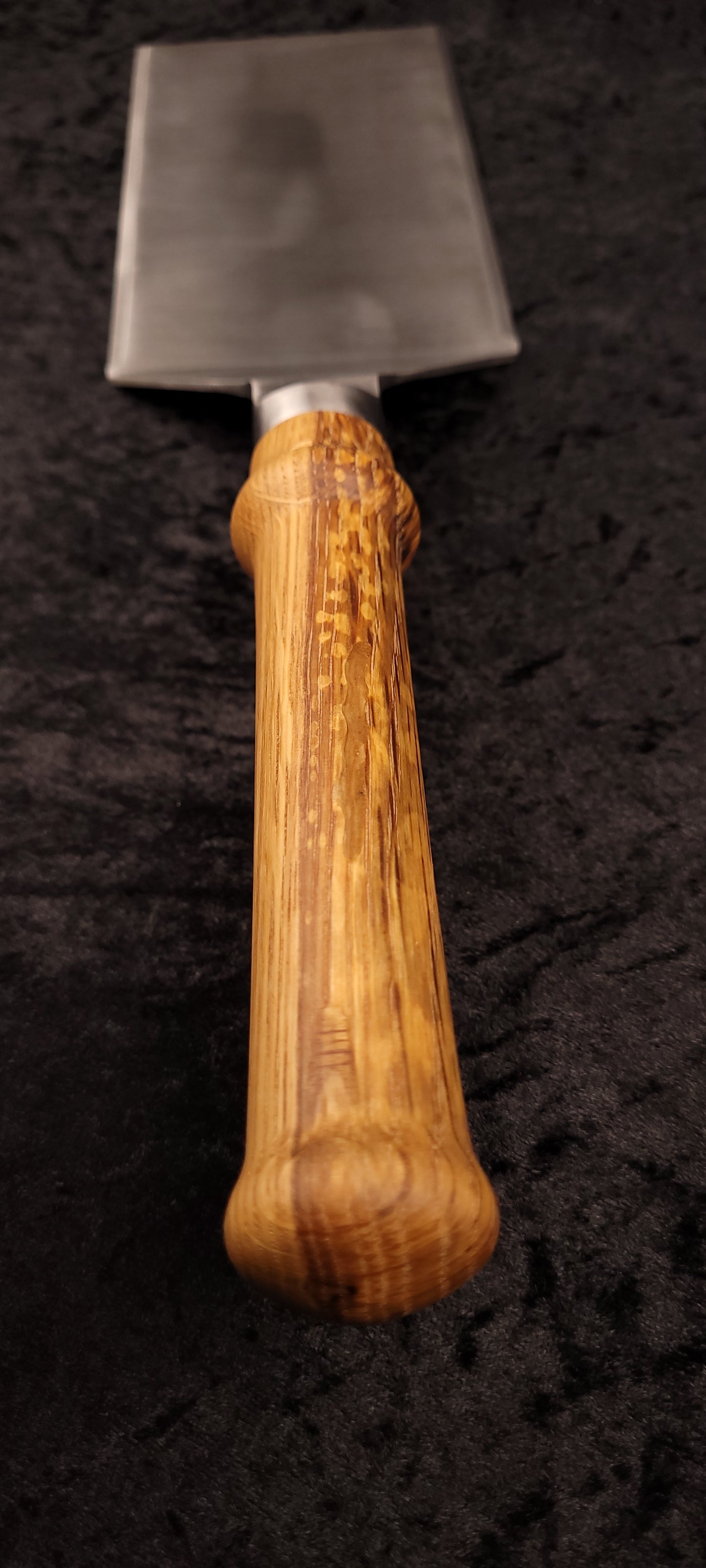Griddle spatula oak handle – top view