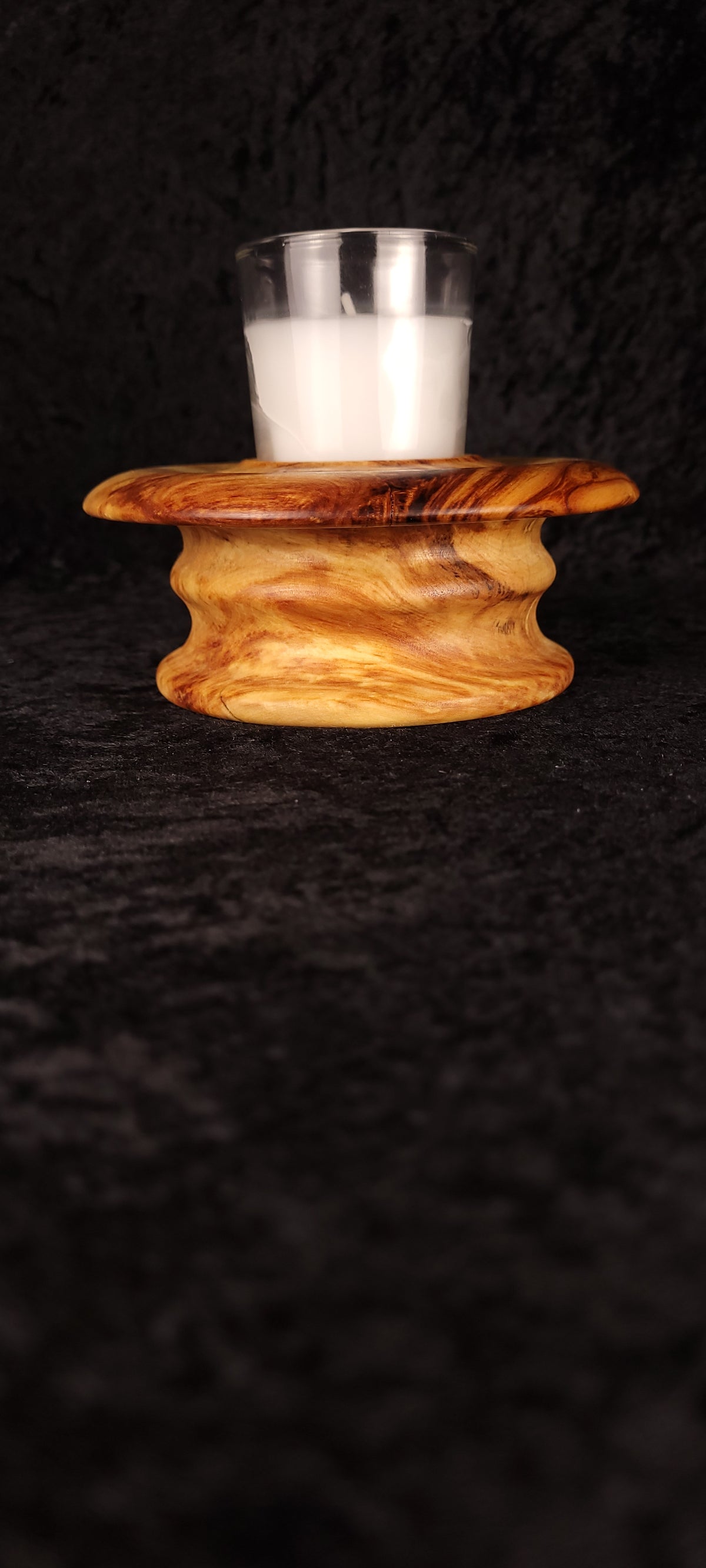 Handcrafted Aspen Candle Holder No. 4 close-up grain detail